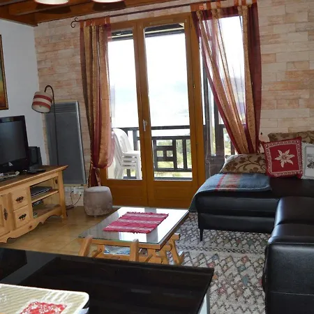 T3 Au Calme Avec Cheminée, Balcon Et Cuisine équipée - Fr-1-593-19 * Les Angles (Pyrenees-Orientales)